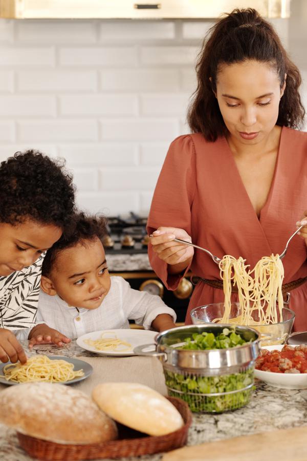 Potential risks of eating too much chickpea pasta