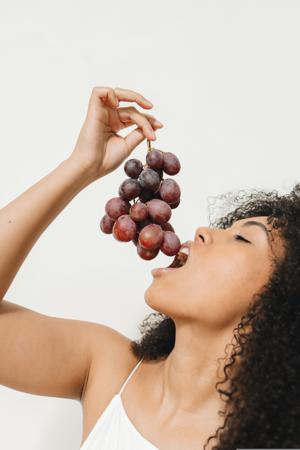 Potential side effects of eating concord grapes