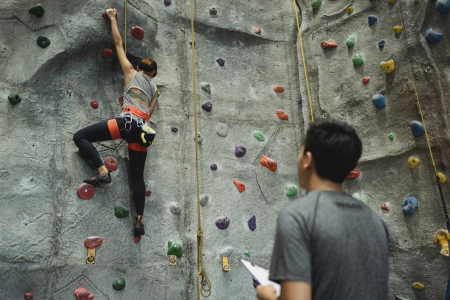 Safety tips for rock climbing