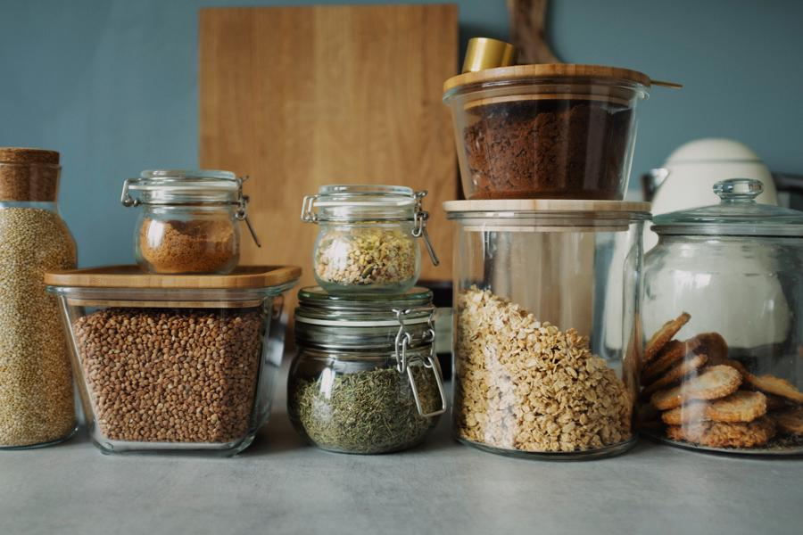 10 must have healthy pantry staples