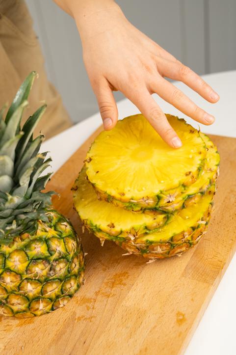 Quick and easy pineapple recipes for beginners